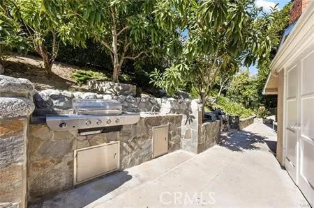 $7,900 | 5869 Eilat Place, Woodland Hills, CA 91367