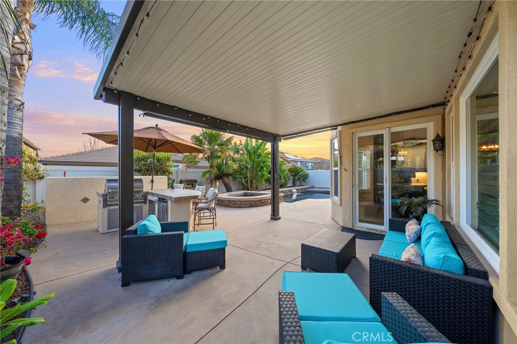 33699 Spring Brook Circle Temecula, CA 92592 - Photo 14 of 71