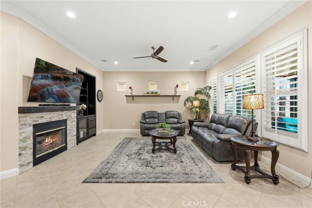 33699 Spring Brook Circle Temecula, CA 92592 - Photo 30 of 71