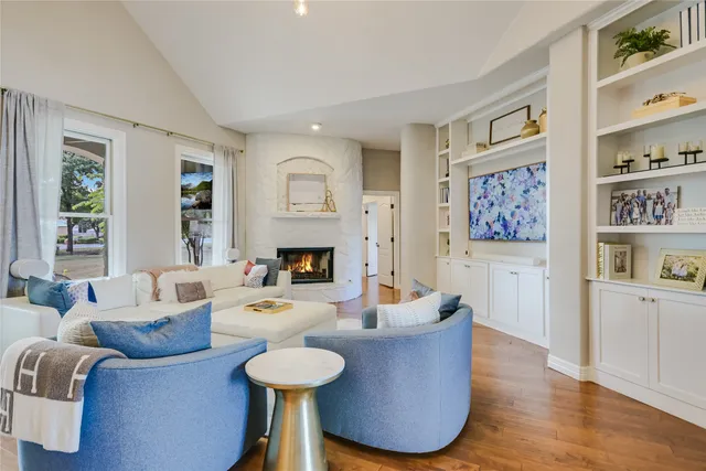 $1,195,000 | 100 Dovetail Lane, Georgetown, TX 78628