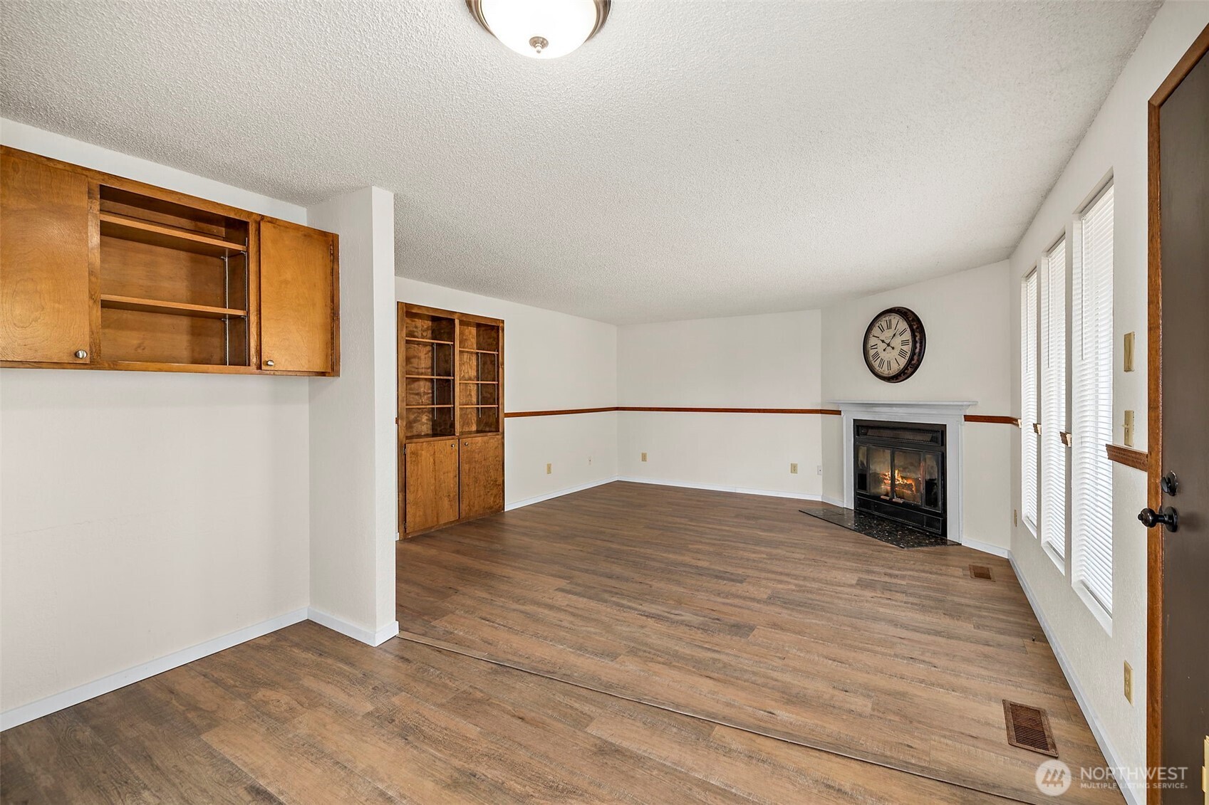 2516 Rockefeller Avenue, Unit A B Everett, WA 98201 - Photo 15 of 37