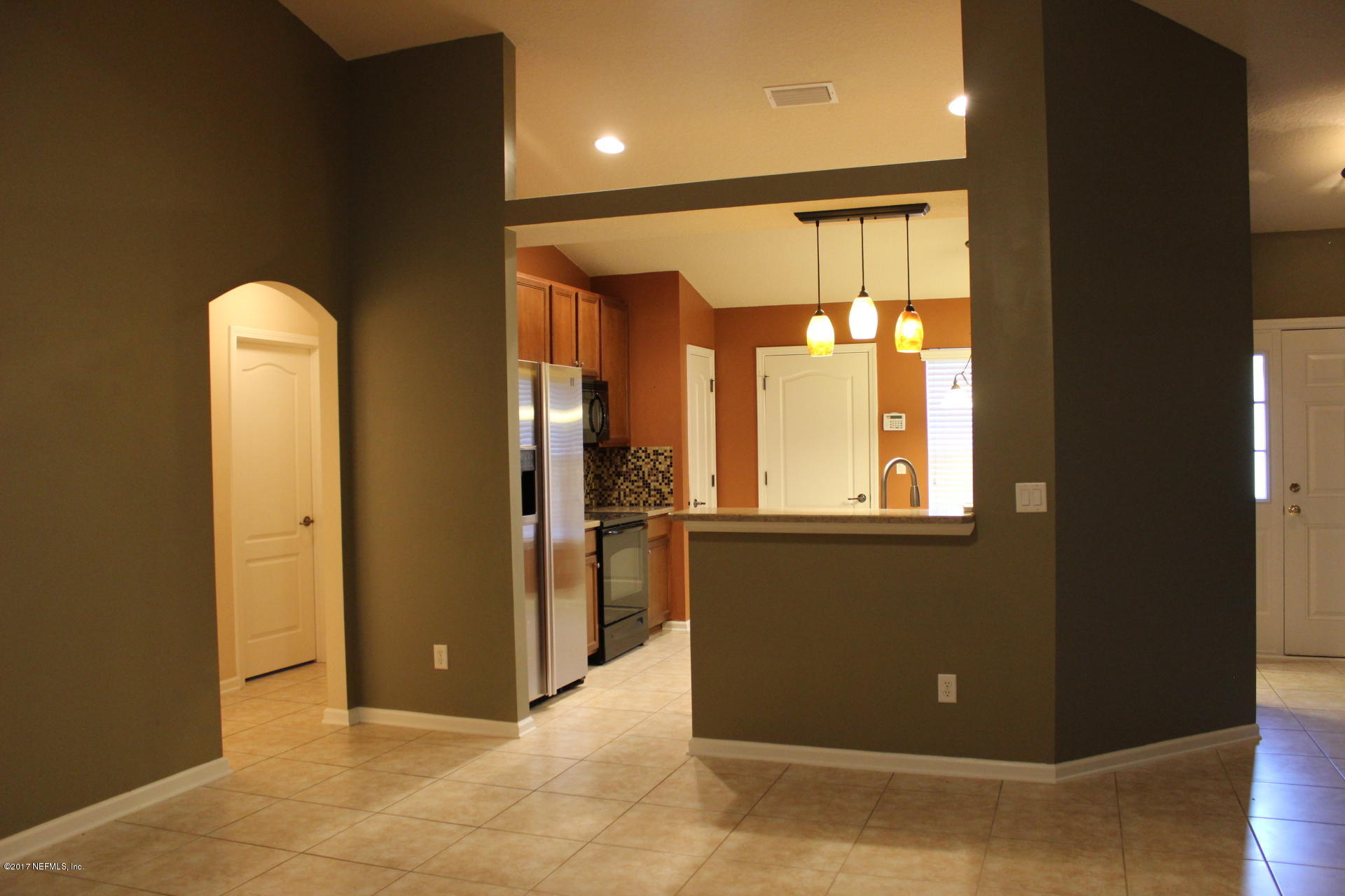 45157 Ingleham Circle Callahan, FL 32011 - Photo 11 of 27 a view of entryway with a bathroom