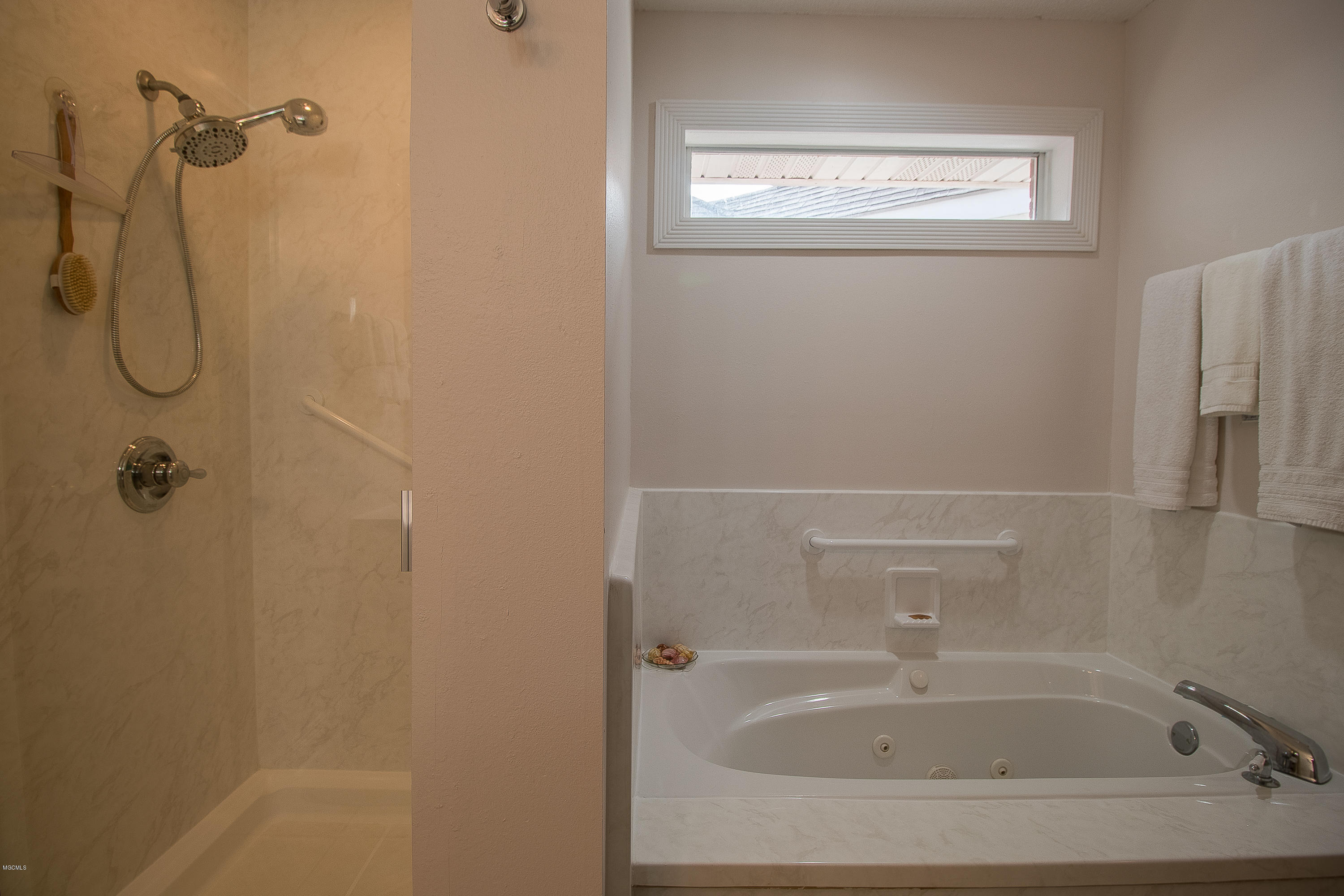 12418 Raintree Place Biloxi, MS 39532 - Photo 12 of 22 Raintree Place-110