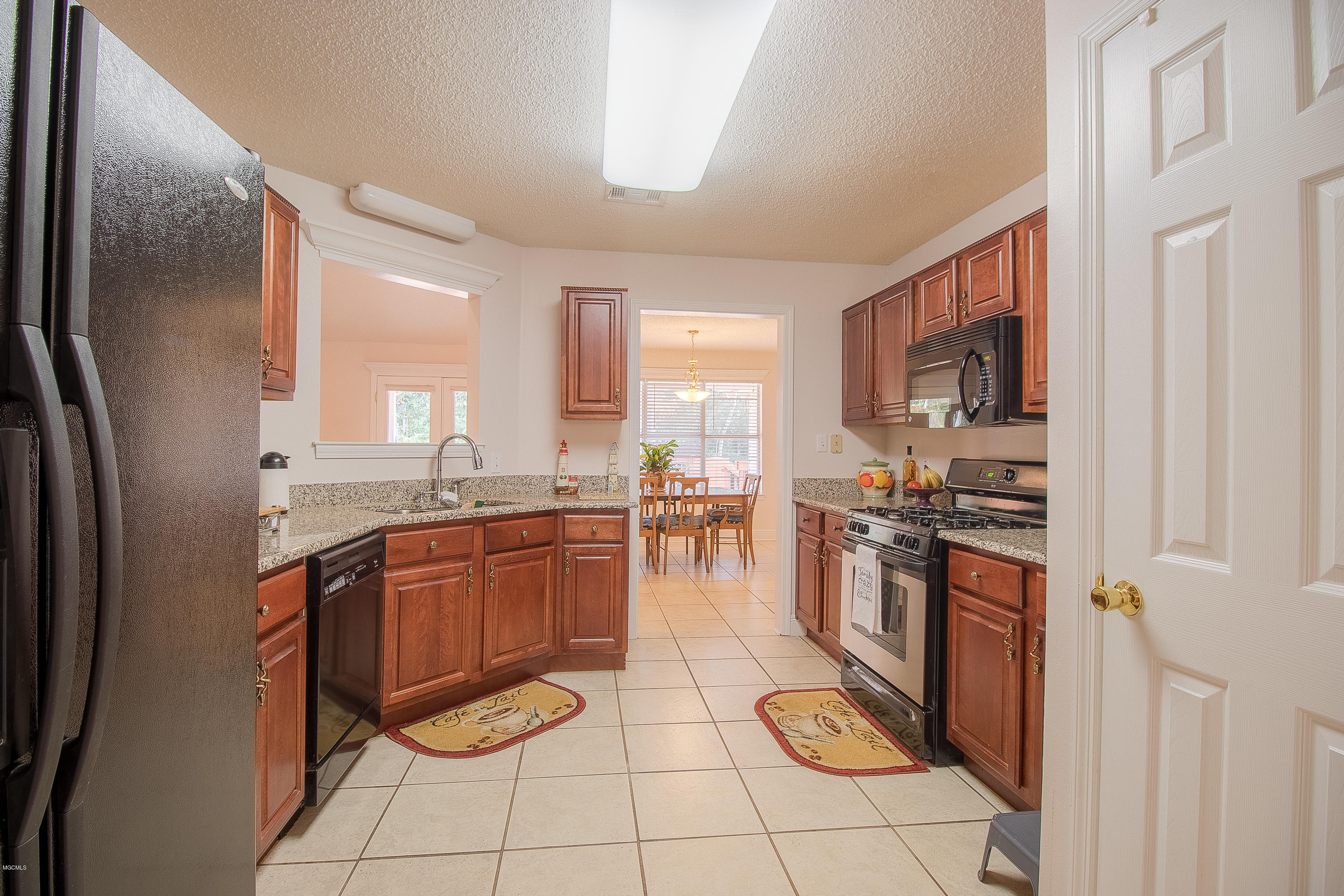 12418 Raintree Place Biloxi, MS 39532 - Photo 8 of 22 Raintree Place-103