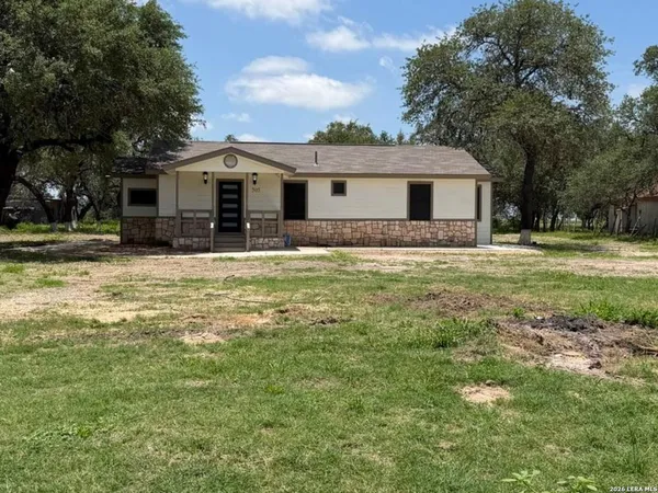 $280,000 | 505 Nottingham Drive, Poteet, TX 78065