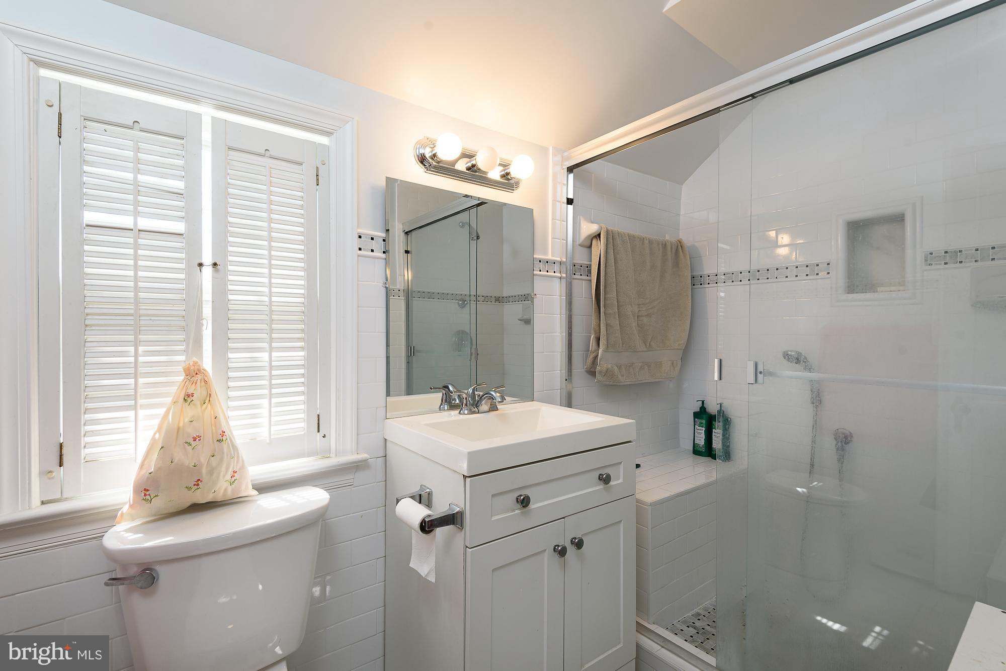 6318 Alcott Road Bethesda, MD 20817 - Photo 17 of 33