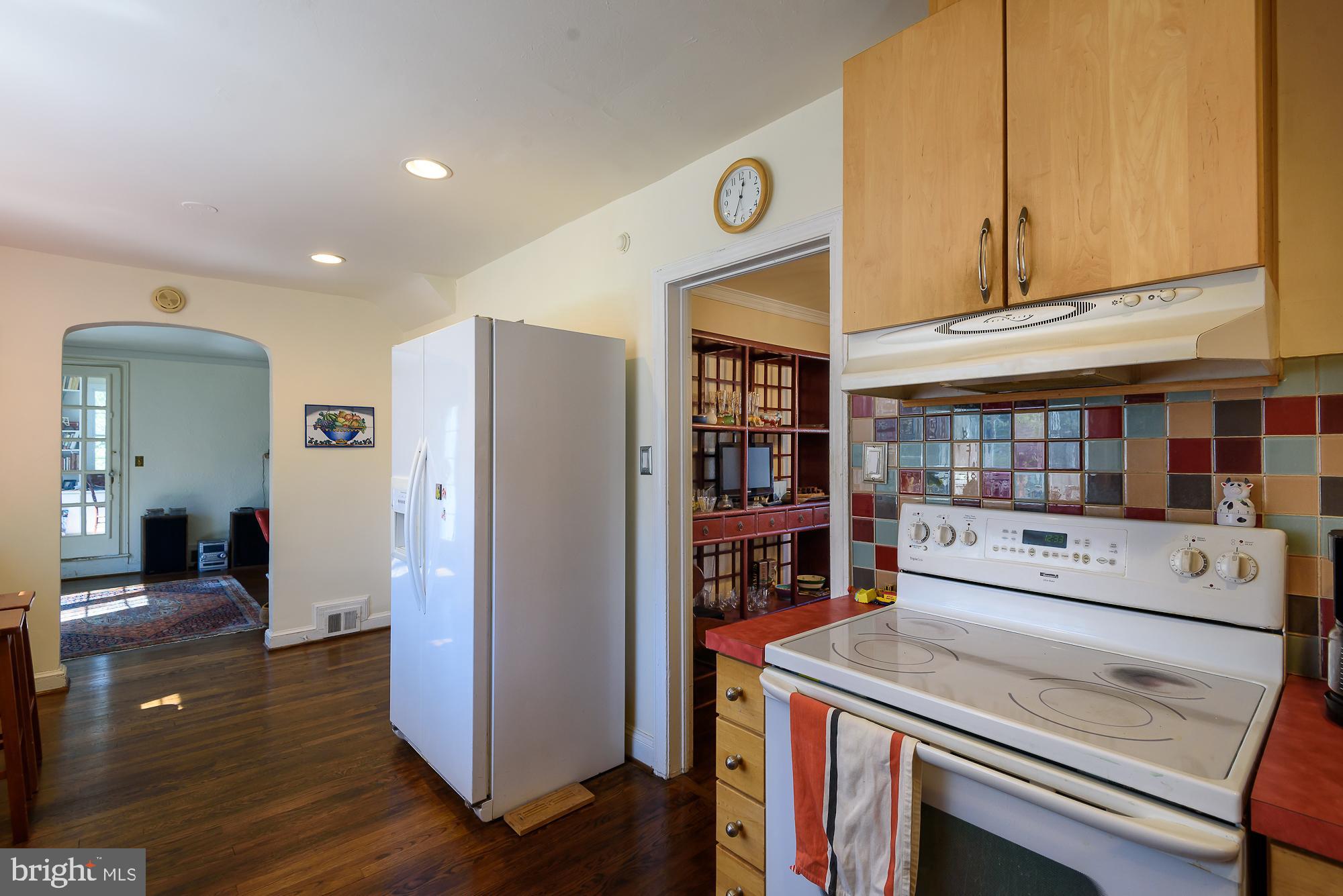 6318 Alcott Road Bethesda, MD 20817 - Photo 9 of 33