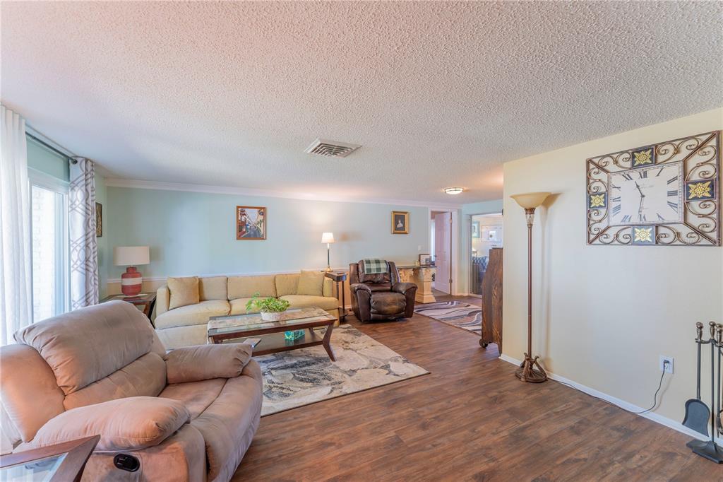 8210 Valley Stream Lane Hudson, FL 34667 - Photo 6 of 37