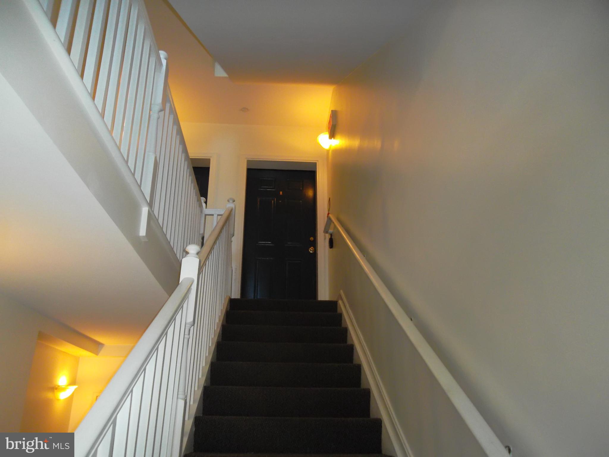 623 Constellation Square Southeast, Unit H Leesburg, VA 20175 - Photo 3 of 20
