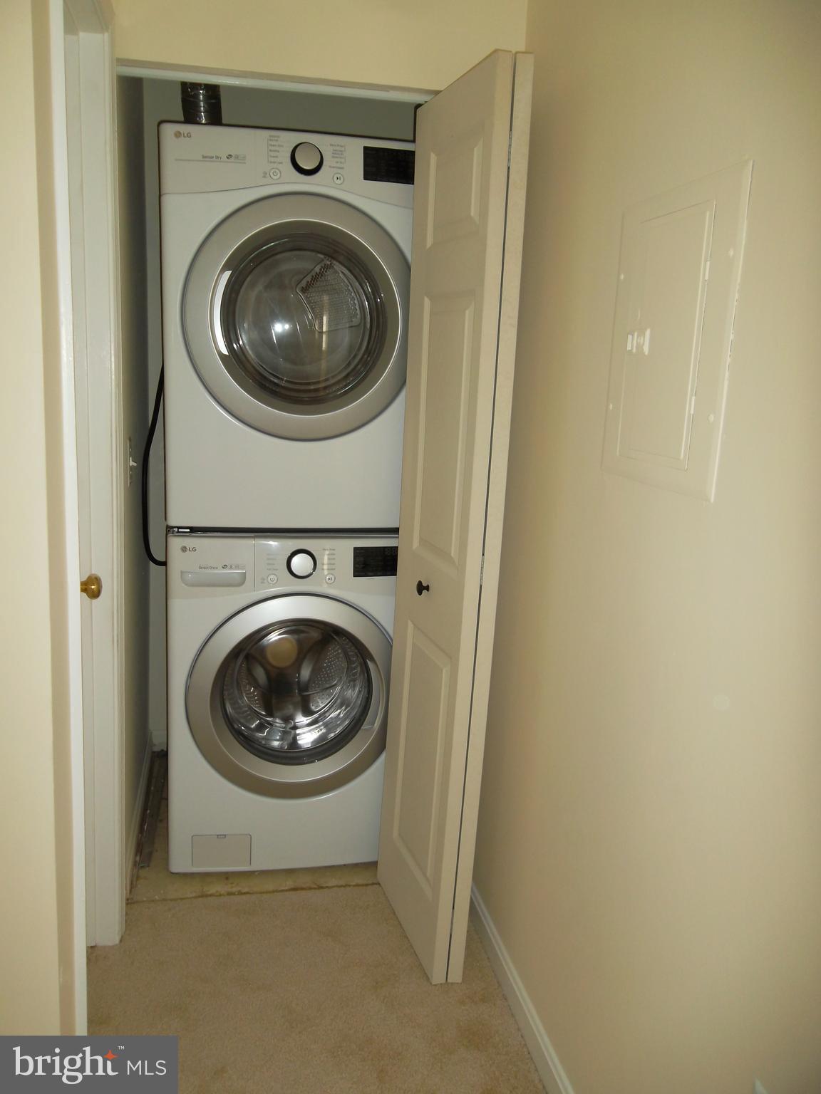 623 Constellation Square Southeast, Unit H Leesburg, VA 20175 - Photo 5 of 20 Brand New FULL SIZE Washer & Dryer