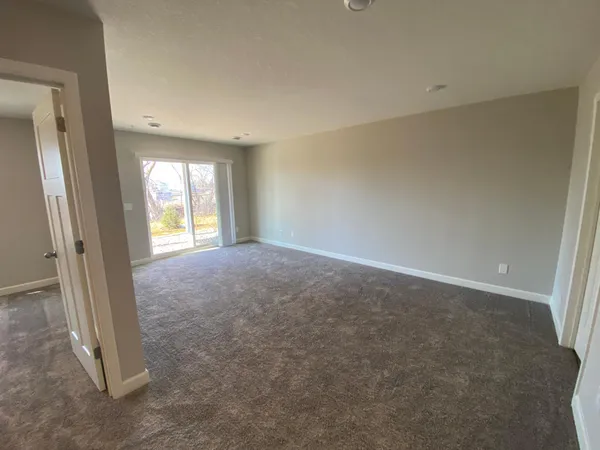$3,470 | 190 Jean Ave Lake North, Lake Elmo, MN 55042