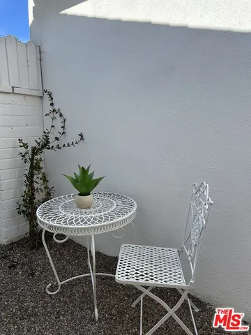 $2,900 | 17209 Keswick Street, Lake Balboa, CA 91406