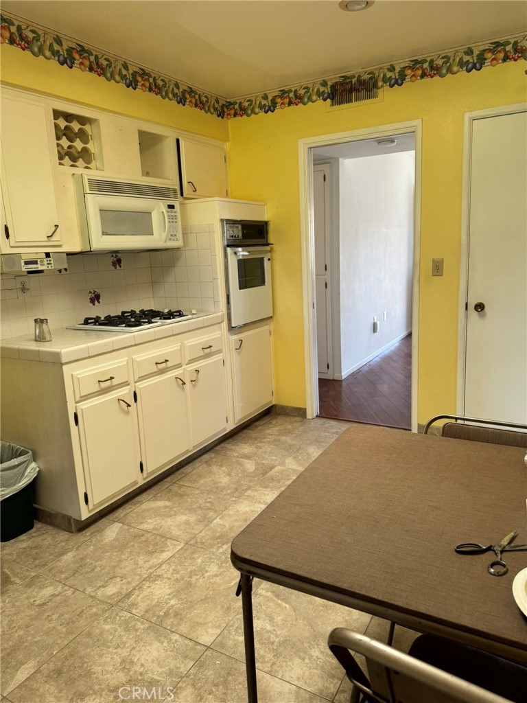 26280 Ridgemoor Road Menifee, CA 92586 - Photo 18 of 52