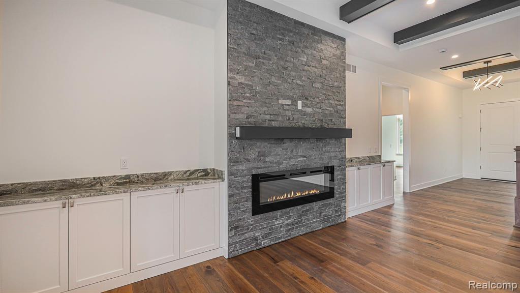 6115 Sheldon Road Rochester Hills, MI 48306 - Photo 6 of 36