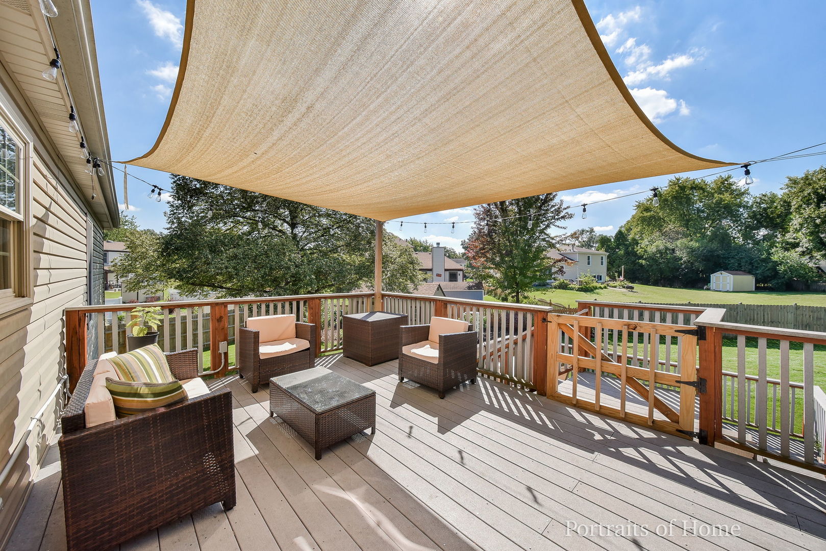 119 Reston Court Roselle, IL 60172 - Photo 19 of 25 a balcony with wooden floor