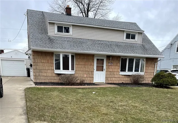 $289,900 | 121 East Somerset Avenue, Tonawanda, NY 14150