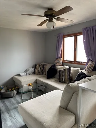 $289,900 | 121 East Somerset Avenue, Tonawanda, NY 14150