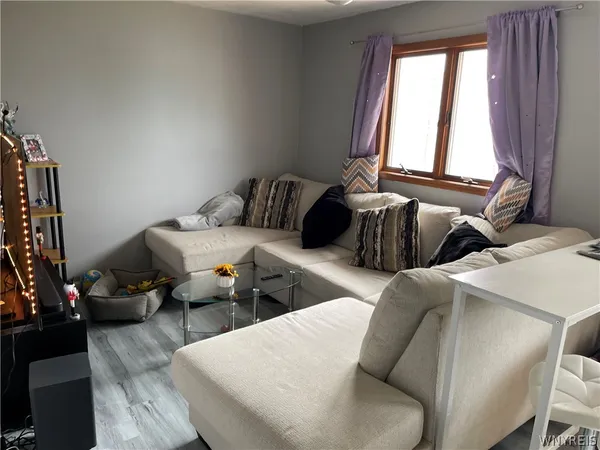 $289,900 | 121 East Somerset Avenue, Tonawanda, NY 14150