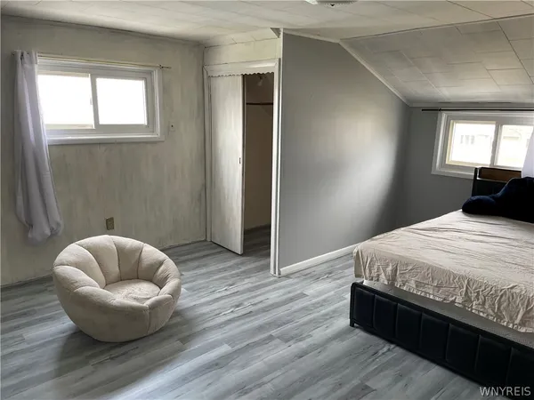 $289,900 | 121 East Somerset Avenue, Tonawanda, NY 14150