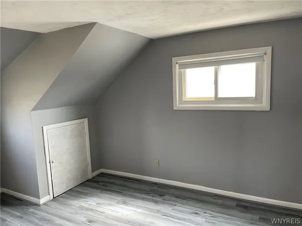 $289,900 | 121 East Somerset Avenue, Tonawanda, NY 14150