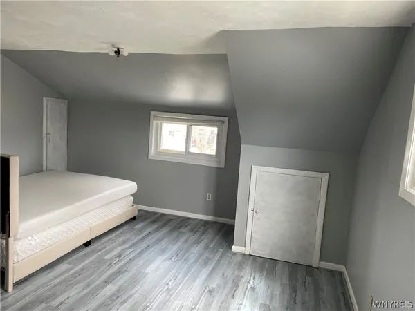 $289,900 | 121 East Somerset Avenue, Tonawanda, NY 14150