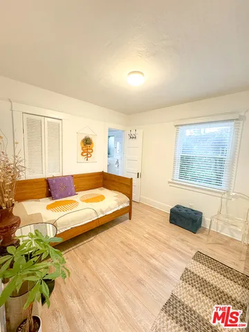$5,795 | 575 Grand Boulevard, Unit A, Venice, CA 90291