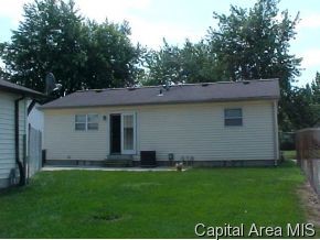 2325 Sutherland Road Springfield, IL 62702 - Photo 2 of 7