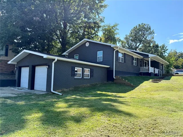 $229,900 | 2801 Bedoll Avenue, Poplar Bluff, MO 63901