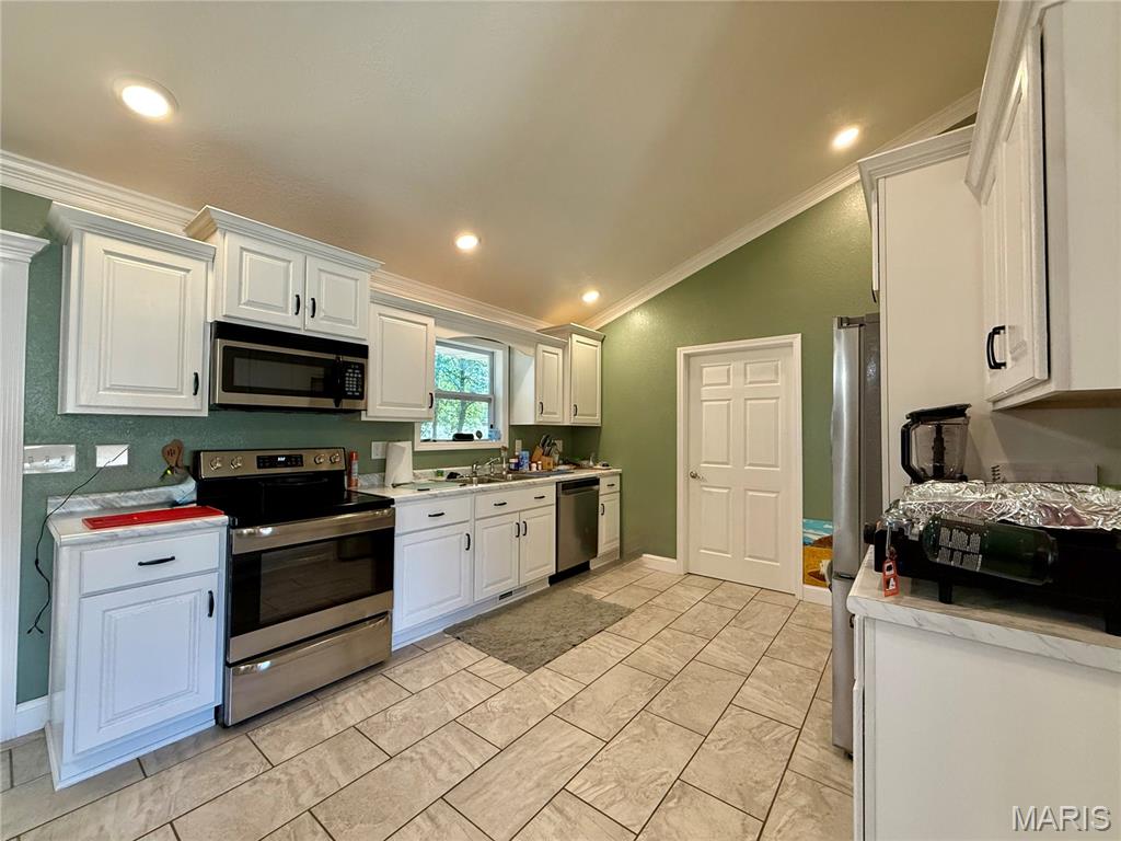 2801 Bedoll Avenue Poplar Bluff, MO 63901 - Photo 5 of 25