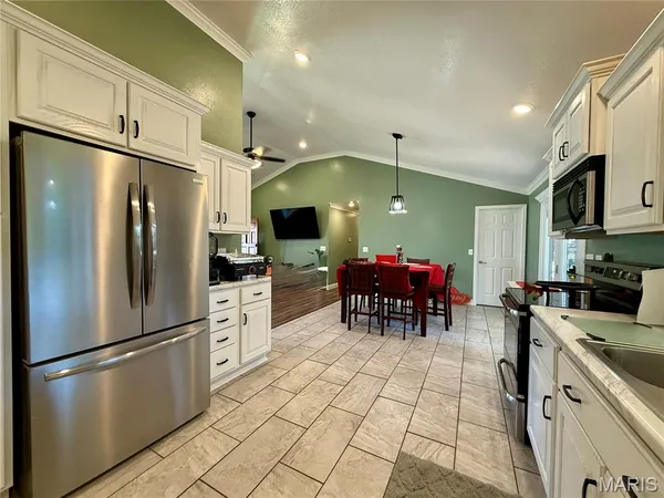 $229,900 | 2801 Bedoll Avenue, Poplar Bluff, MO 63901