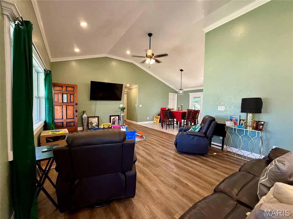 2801 Bedoll Avenue Poplar Bluff, MO 63901 - Photo 10 of 25