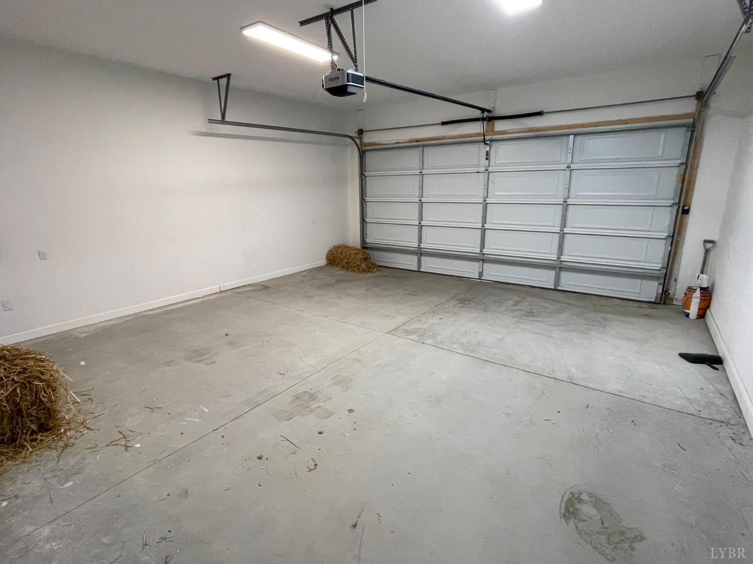 708 Grove Street Bedford, VA 24523 - Photo 5 of 22 a view of a garage