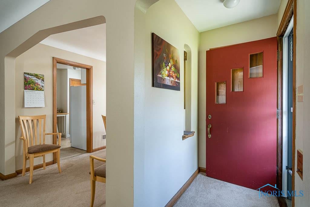 3939 Elmhurst Road Toledo, OH 43613 - Photo 5 of 37 Gallery Image 5