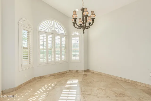 a view of entryway with a front door