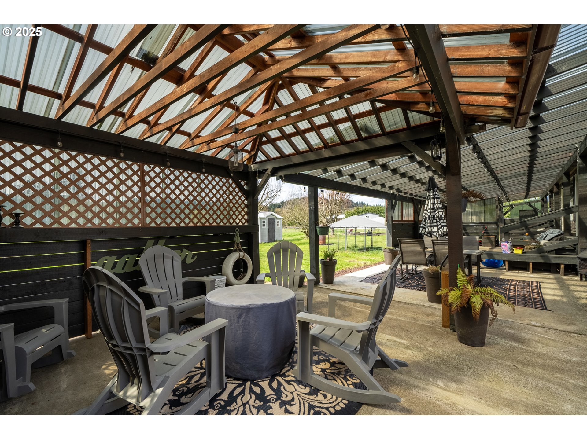 7400 South Prairie Road Tillamook, OR 97141 - Photo 23 of 47 Covered Patio