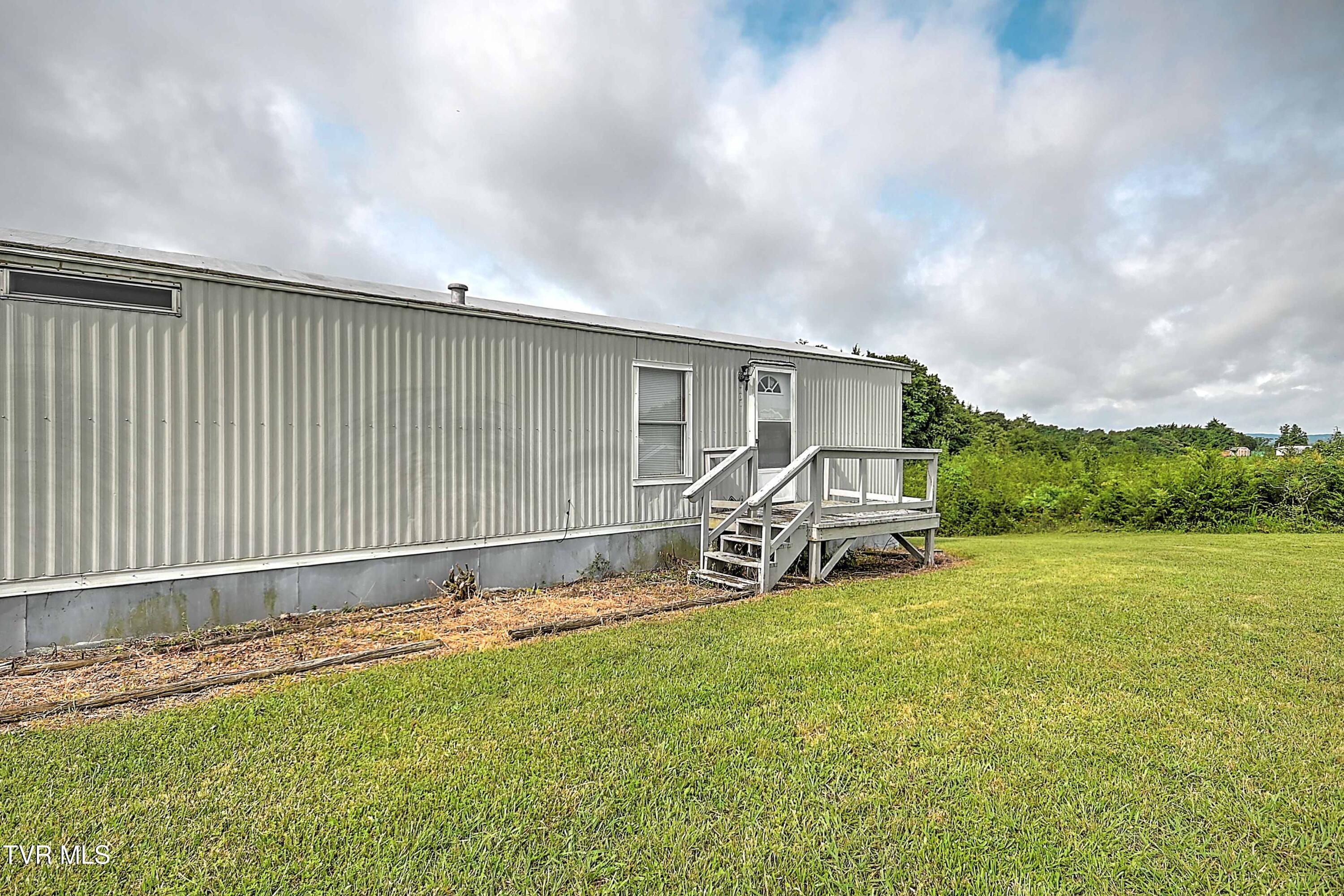 704 Weems Chapel Road Mosheim, TN 37818 - Photo 16 of 46 704 Weems Chapel Rd-5