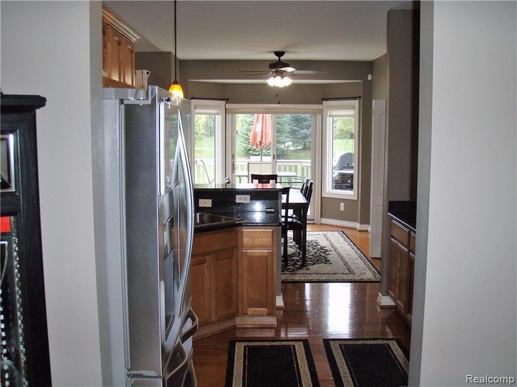 47332 Saltz Road Canton, MI 48187 - Photo 15 of 34