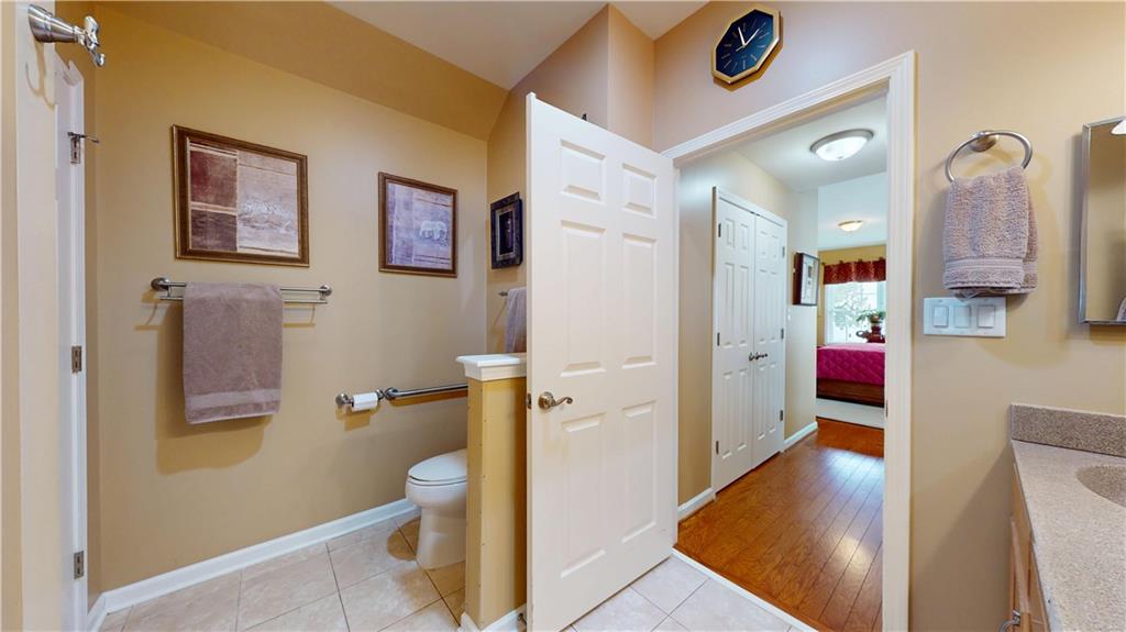 527 Pioneer Lane Freedom, PA 15042 - Photo 20 of 39 a view of bathroom