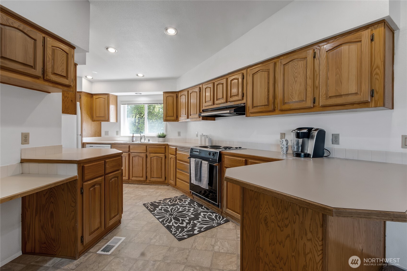 17710 Albany Street Southwest Rochester, WA 98579 - Photo 12 of 22 Gallery Image 12