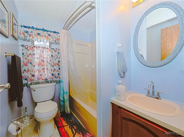 $99,000 | 25 Parkside Circle, Cheektowaga, NY 14227