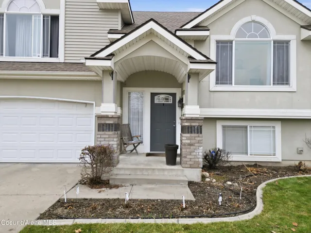 $649,999 | 2627 West Timberlake Loop, Coeur D'Alene, ID 83815