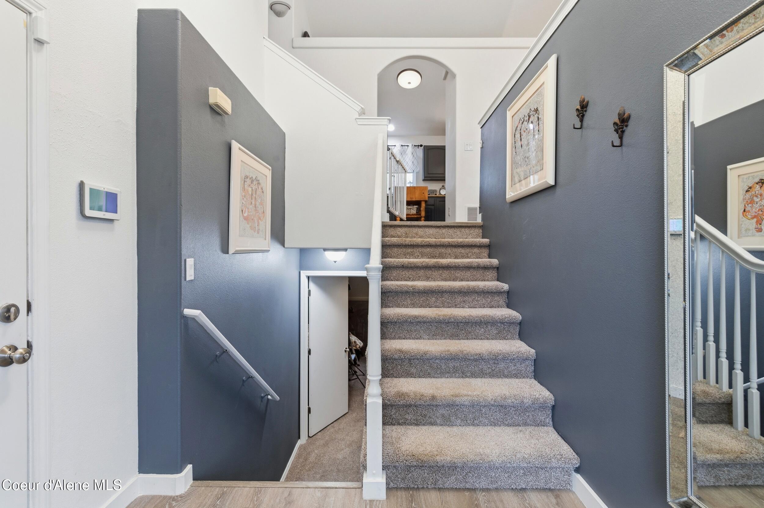 2627 West Timberlake Loop Coeur D'Alene, ID 83815 - Photo 3 of 34 12_img_9314