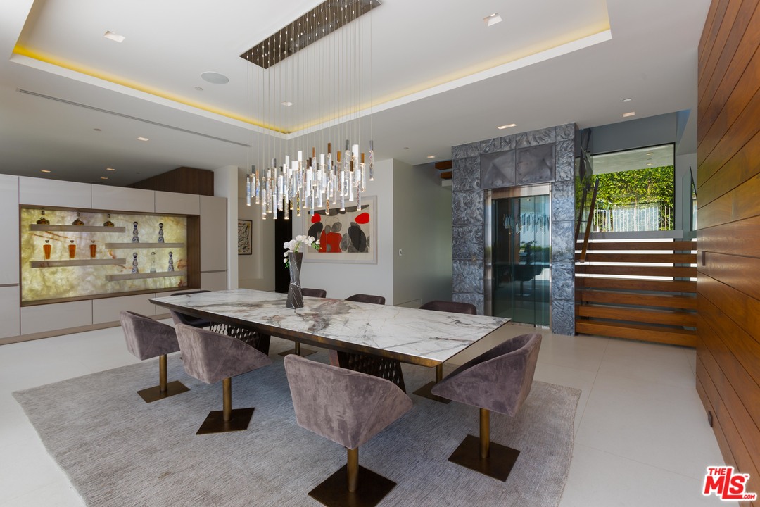 1251 Shadow Hill Way Beverly Hills, CA 90210 - Photo 13 of 42