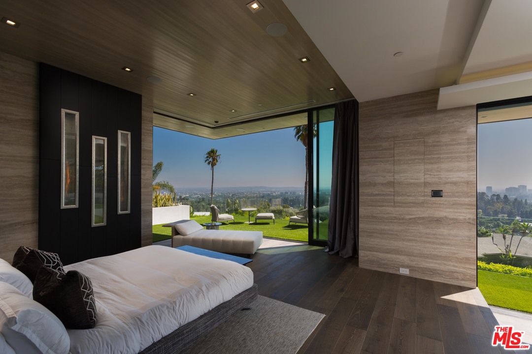 1251 Shadow Hill Way Beverly Hills, CA 90210 - Photo 27 of 42
