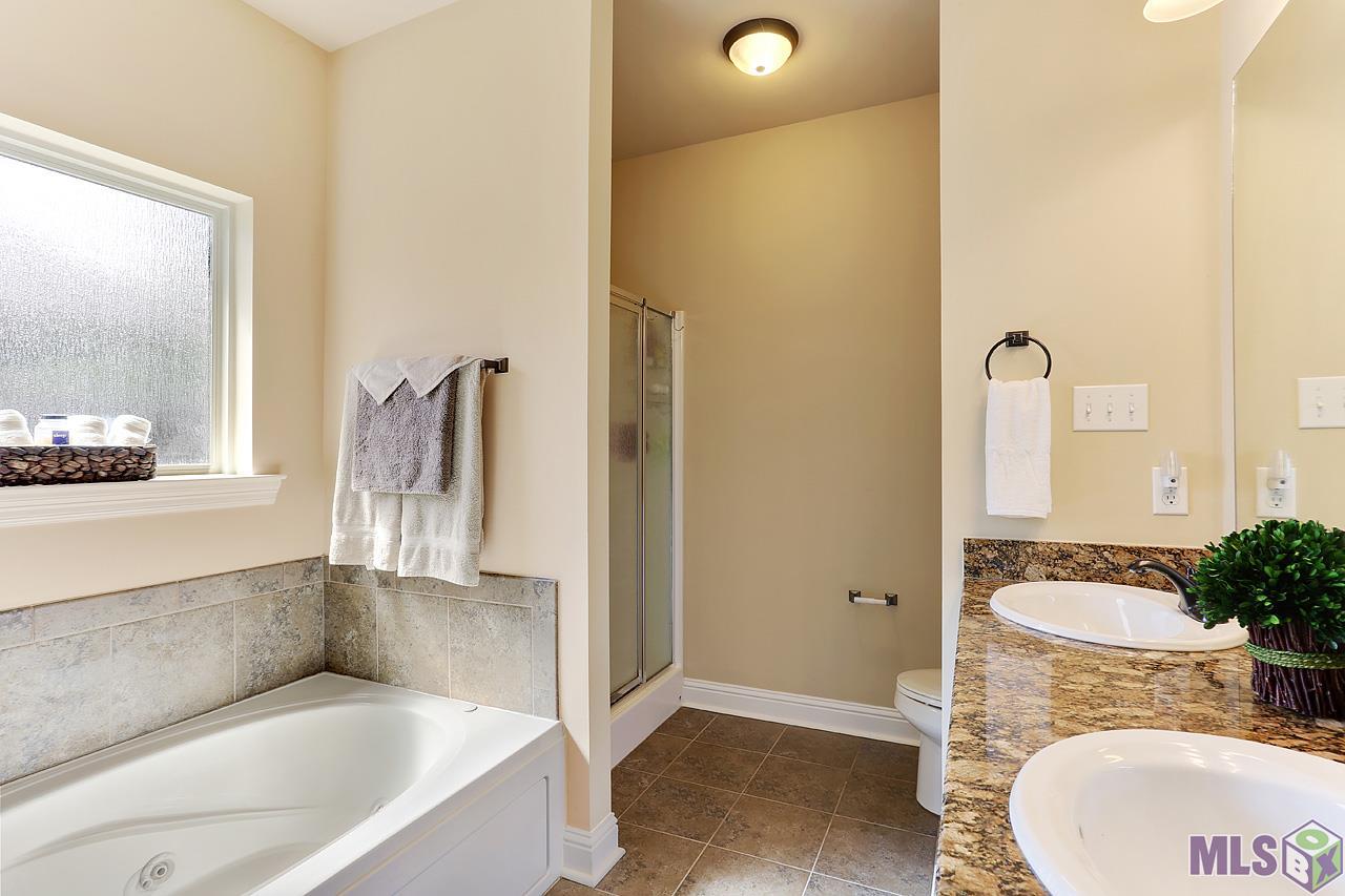 1345 Rue Riviere Drive Port Allen, LA 70767 - Photo 8 of 13 Gallery Image 8