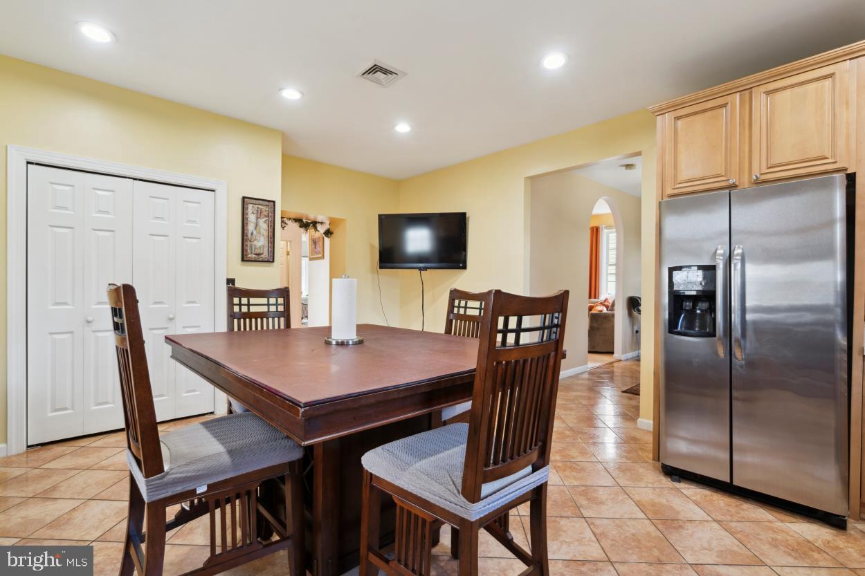 9620 Dungan Road Philadelphia, PA 19115 - Photo 8 of 25 Kitchen view 3