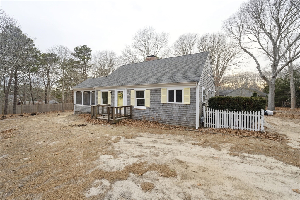 35 Higgins Road Eastham, MA 02642 - Photo 2 of 34 Gallery Image 2