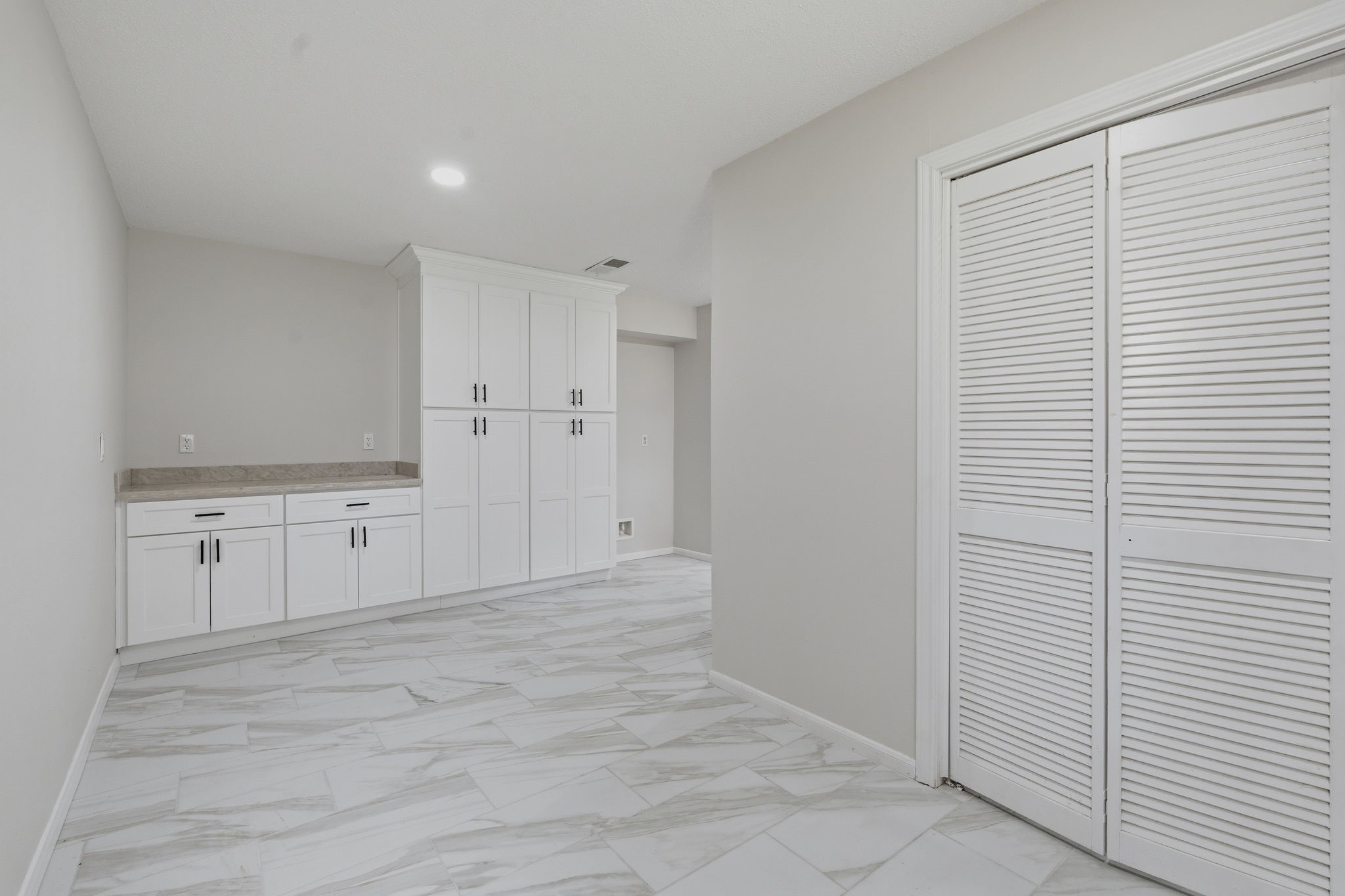 8122 Oak Moss Drive Spring, TX 77379 - Photo 16 of 36 Breakfast Nook