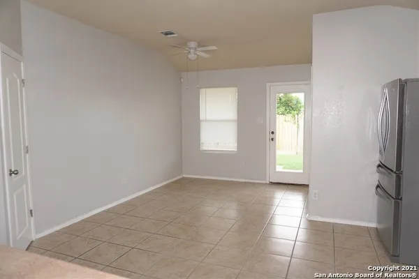 $1,800 | 224 Julian Point, Cibolo, TX 78108