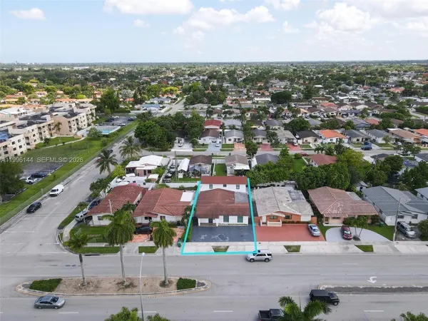 $2,100 | 10370 Southwest 24th Street, Unit B, Miami, FL 33165